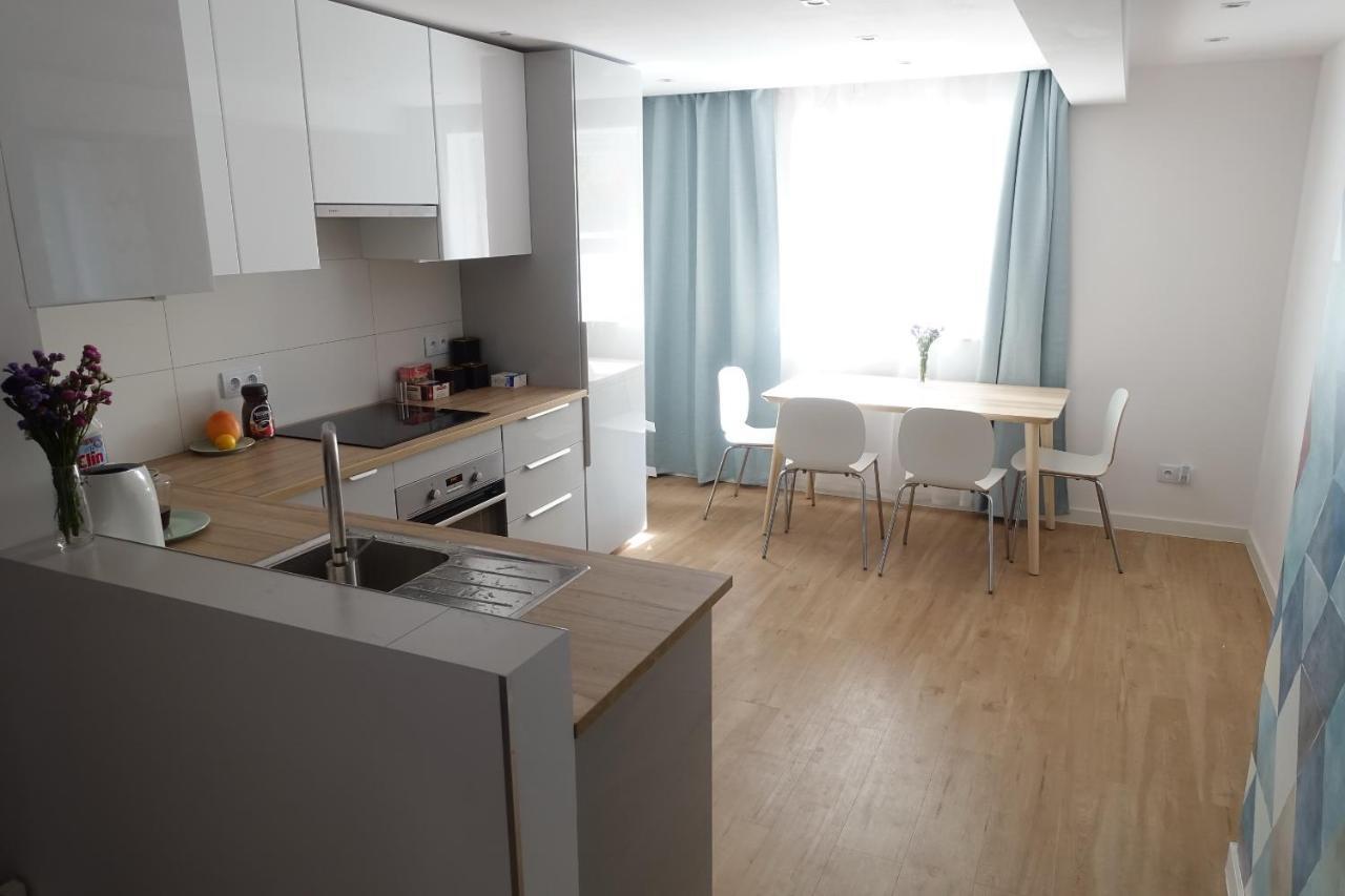 Three Rooms Apartment Krakow Exterior photo