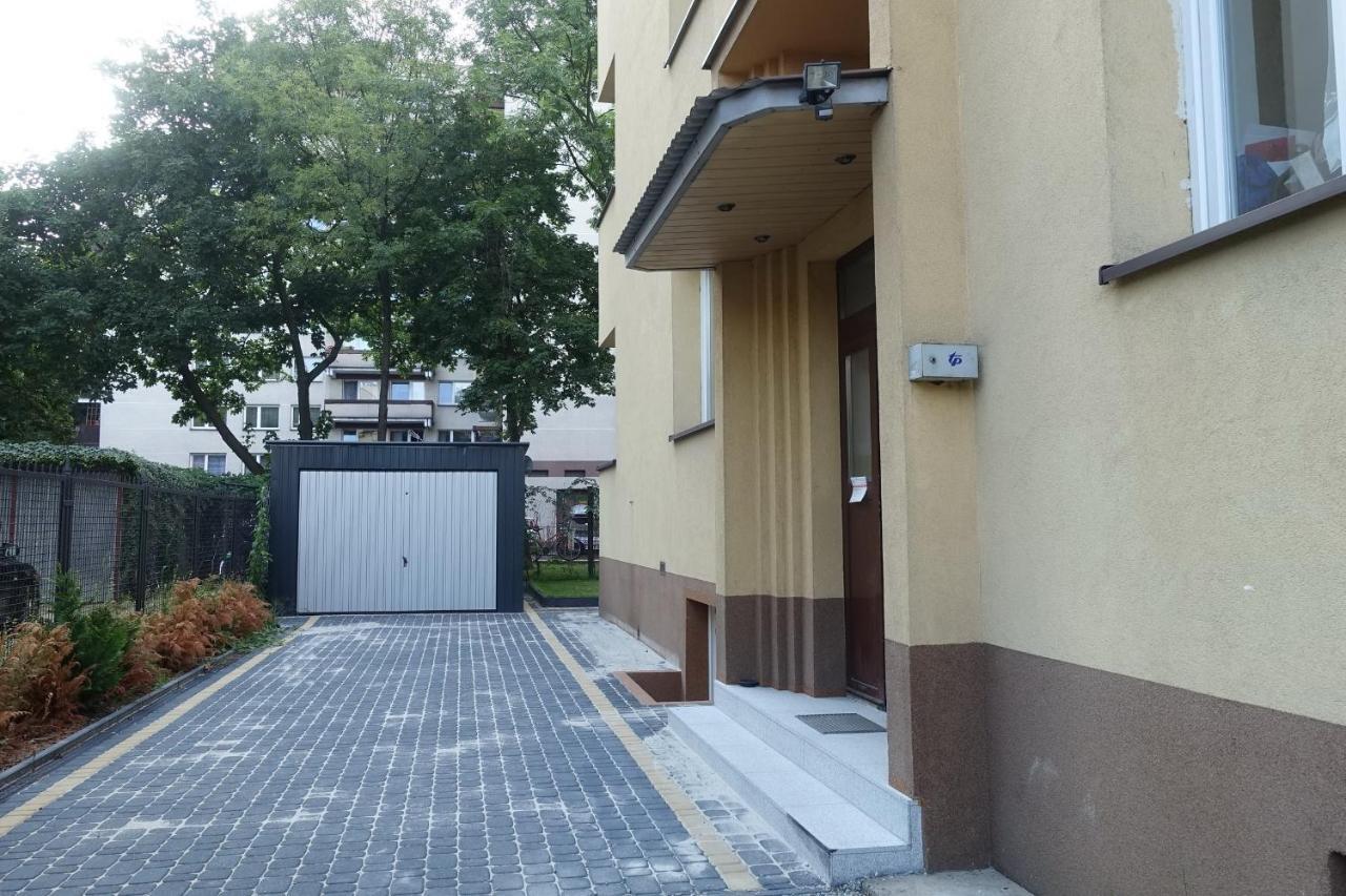 Three Rooms Apartment Krakow Exterior photo